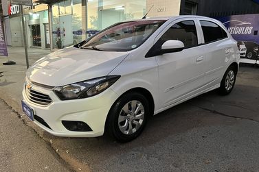 Chevrolet Onix Plus Premier 1.0 Turbo AT