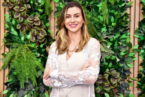 Drª Cecília Castelli une fisioterapia pélvica e psicossomática ao cuidado íntimo