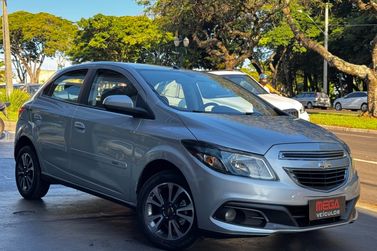 Chevrolet Onix HATCH LTZ 1.4 8V FlexPower 5p Mec.